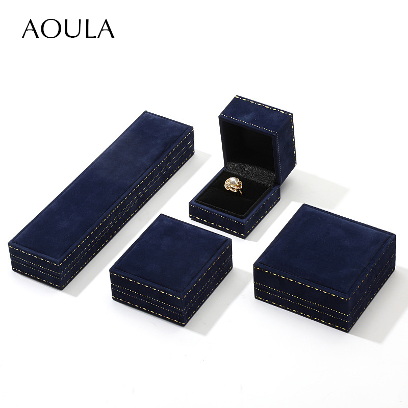 Anello di lusso Orecchini Coll - Travel Accessories Wholesale recensione e prezzo
