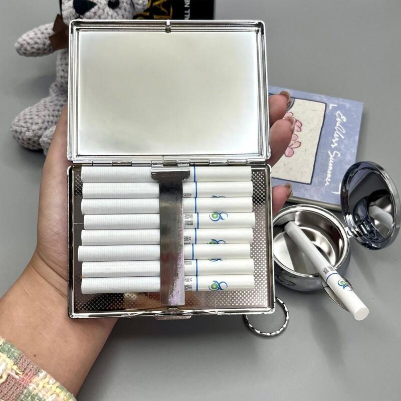 BANDAI One Piece Monkey D. Luf - Travel Accessories In Japan recensione e prezzo