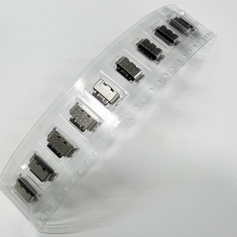 10 Pezzi Connettore USB per Re - Travel Plug Type C recensione e prezzo